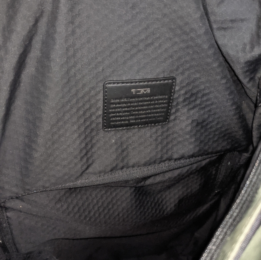 Tumi Rucksack - Picture 3 of 6
